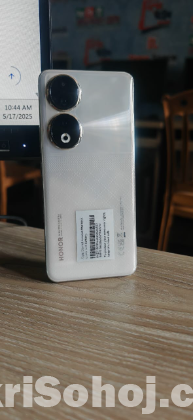 Honor 90